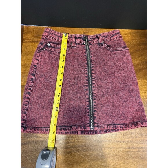 Hot Topic Red Wash Zip  Skirt  Size XS - Picture 7 of 8